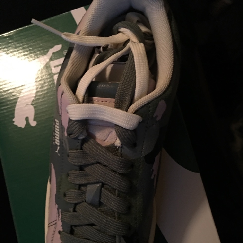 Camo Puma tennis shoes